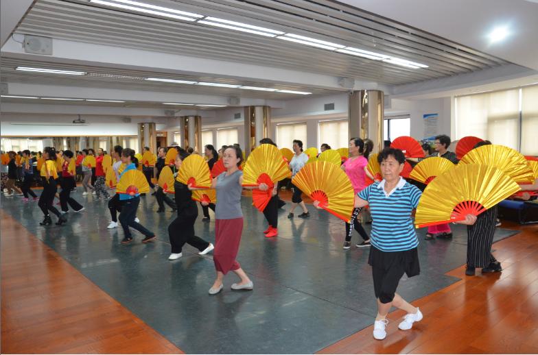 上海市社區(qū)<a href=http://www.taijiali.cn target=_blank class=infotextkey>健身</a>俱樂(lè)部