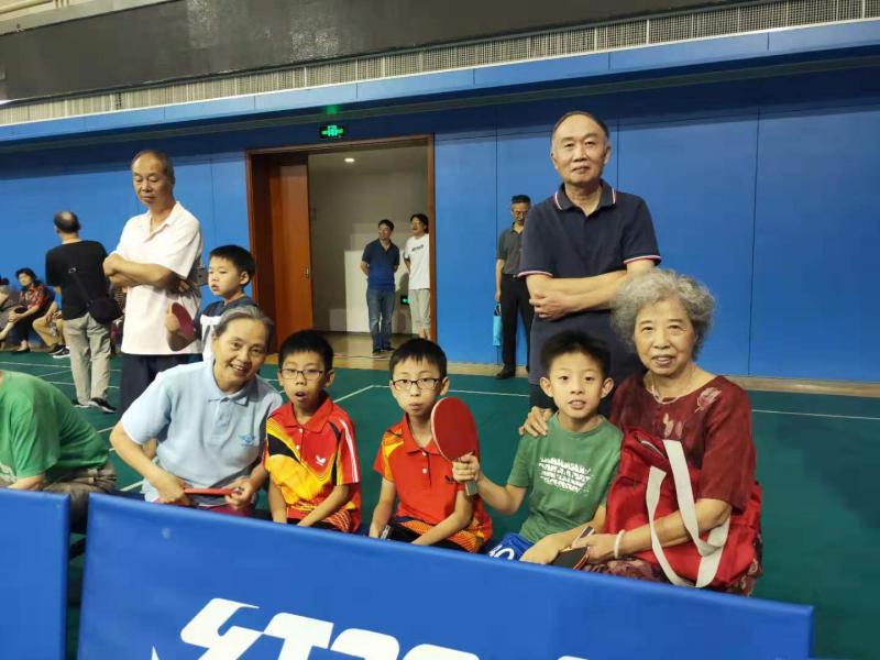 上海市社區(qū)<a href=http://www.taijiali.cn target=_blank class=infotextkey>健身</a>俱樂(lè)部