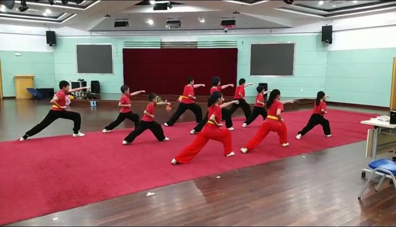 上海市社區(qū)<a href=http://www.taijiali.cn target=_blank class=infotextkey>健身</a>俱樂部