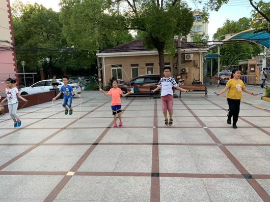 上海市社區(qū)<a href=http://www.taijiali.cn target=_blank class=infotextkey>健身</a>俱樂部