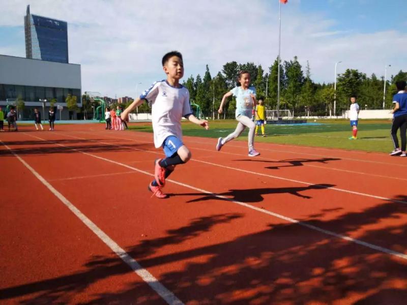 上海市社區(qū)<a href=http://www.taijiali.cn target=_blank class=infotextkey>健身</a>俱樂部