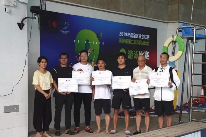 上海市社區(qū)<a href=http://www.taijiali.cn target=_blank class=infotextkey>健身</a>俱樂(lè)部