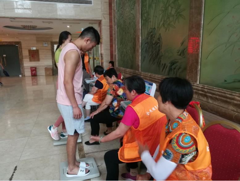 上海市社區(qū)<a href=http://www.taijiali.cn target=_blank class=infotextkey>健身</a>俱樂(lè)部