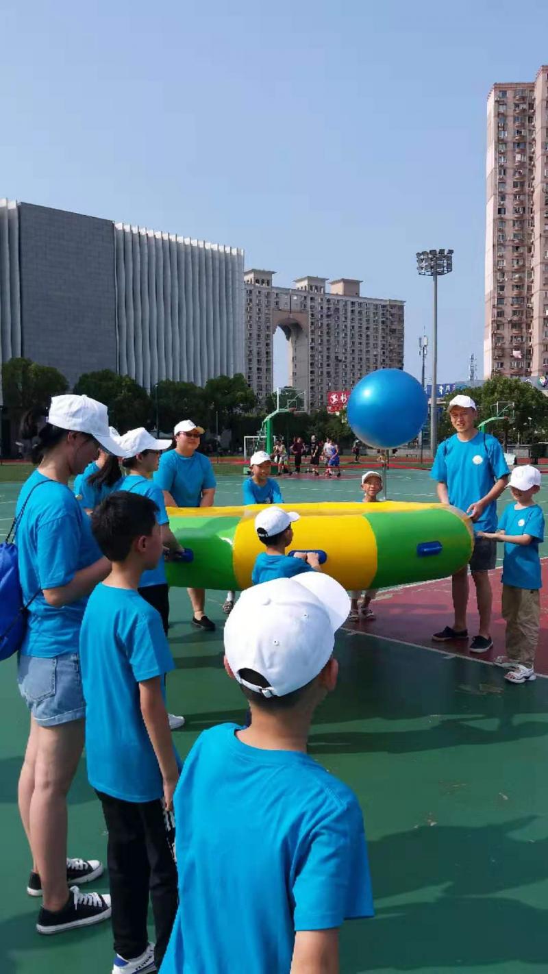 上海市社區(qū)<a href=http://www.taijiali.cn target=_blank class=infotextkey>健身</a>俱樂(lè)部