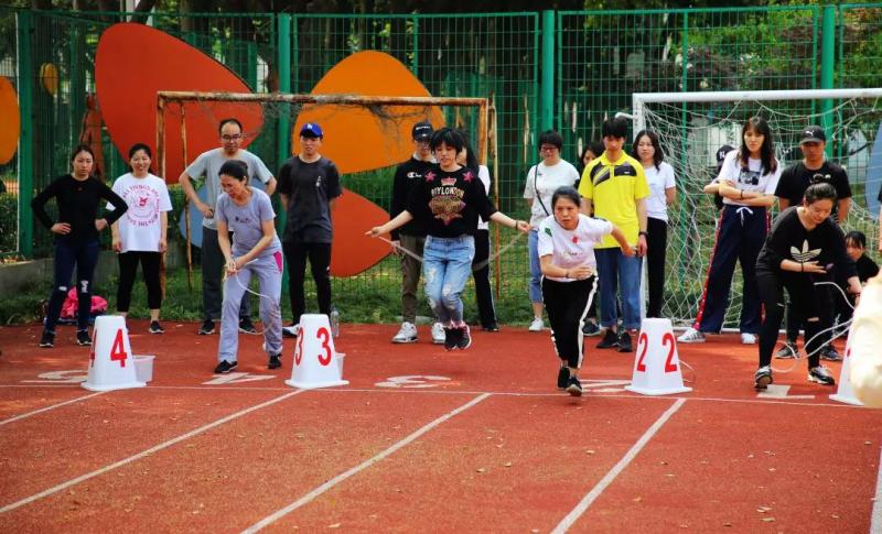 上海市社區(qū)<a href=http://www.taijiali.cn target=_blank class=infotextkey>健身</a>俱樂部