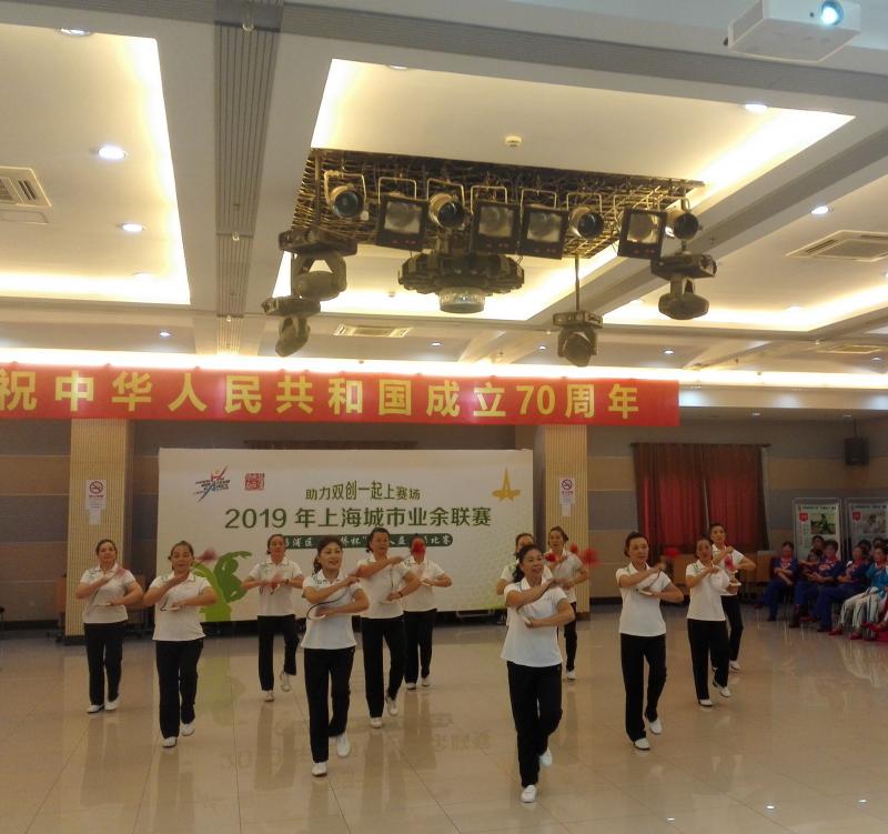 上海市社區(qū)<a href=http://www.taijiali.cn target=_blank class=infotextkey>健身</a>俱樂部