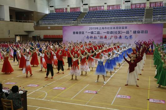 上海市社區(qū)<a href=http://www.taijiali.cn target=_blank class=infotextkey>健身</a>俱樂(lè)部 上海市社區(qū)<a href=http://www.taijiali.cn target=_blank class=infotextkey>健身</a>俱樂(lè)部