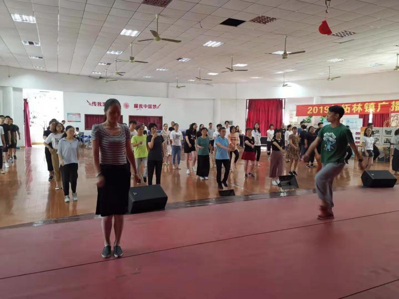 上海市社區(qū)<a href=http://www.taijiali.cn target=_blank class=infotextkey>健身</a>俱樂部