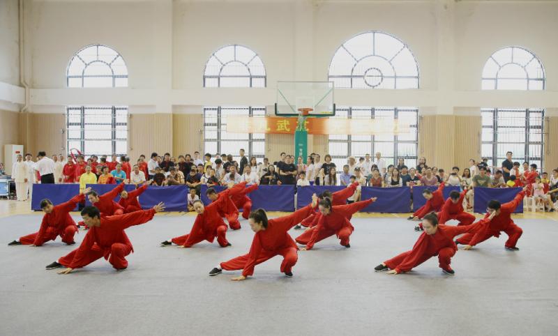 上海市社區(qū)<a href=http://www.taijiali.cn target=_blank class=infotextkey>健身</a>俱樂部