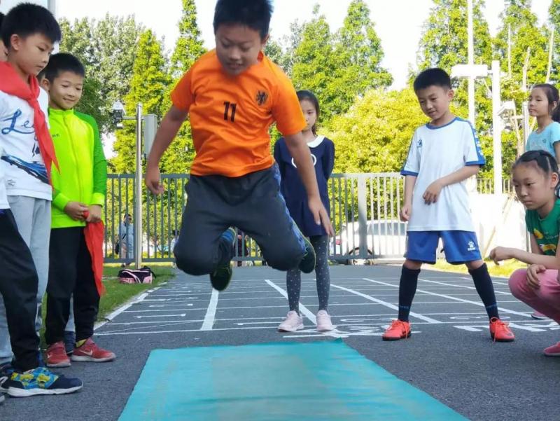 上海市社區(qū)<a href=http://www.taijiali.cn target=_blank class=infotextkey>健身</a>俱樂部