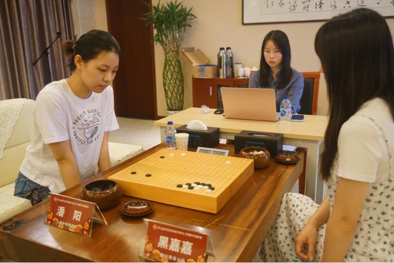 上海市社區(qū)<a href=http://www.taijiali.cn target=_blank class=infotextkey>健身</a>俱樂部