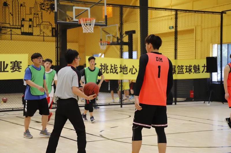 上海市社區(qū)<a href=http://www.taijiali.cn target=_blank class=infotextkey>健身</a>俱樂部