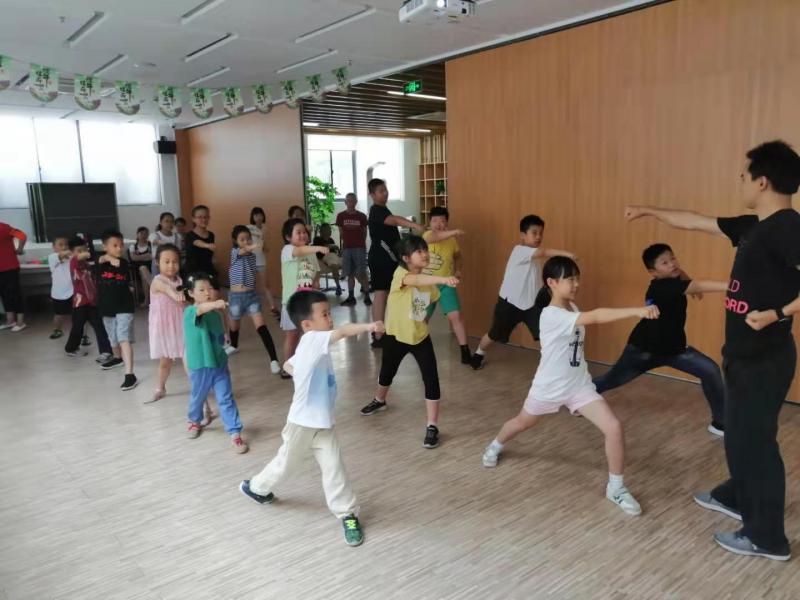 上海市社區(qū)<a href=http://www.taijiali.cn target=_blank class=infotextkey>健身</a>俱樂部