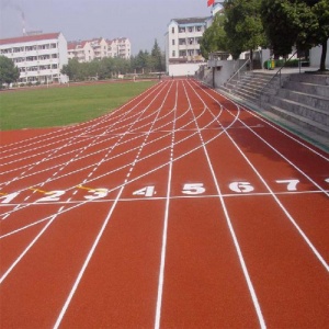 貴州修文中學(xué)透氣式塑膠跑道_戶外運動地面案例_廣東