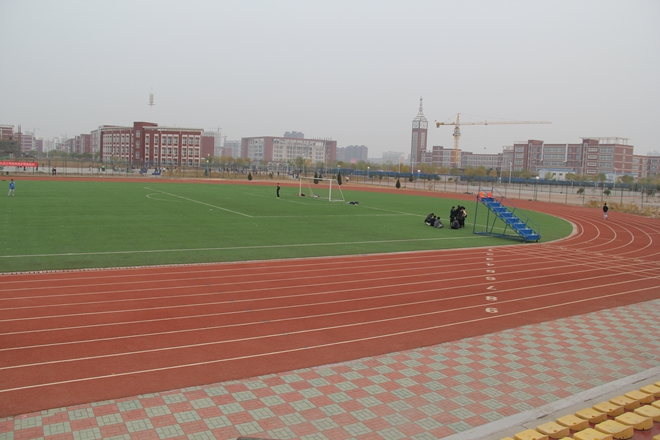 北京交通大學(xué)黃驊分校4*4<a href=http://www.taijiali.cn target=_blank class=infotextkey>塑膠跑道</a>工程實(shí)例