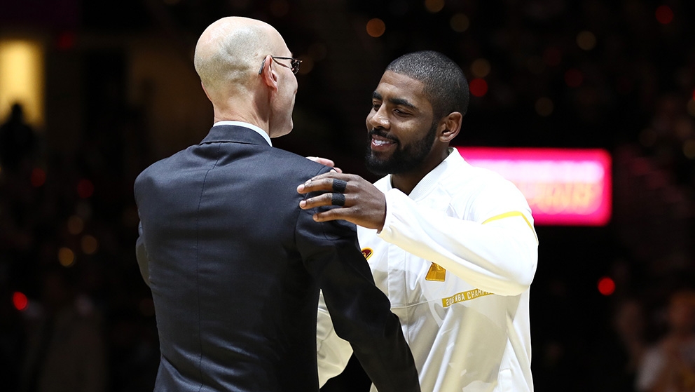 【NBA】鬧大了！聯(lián)盟總裁都催他打疫苗