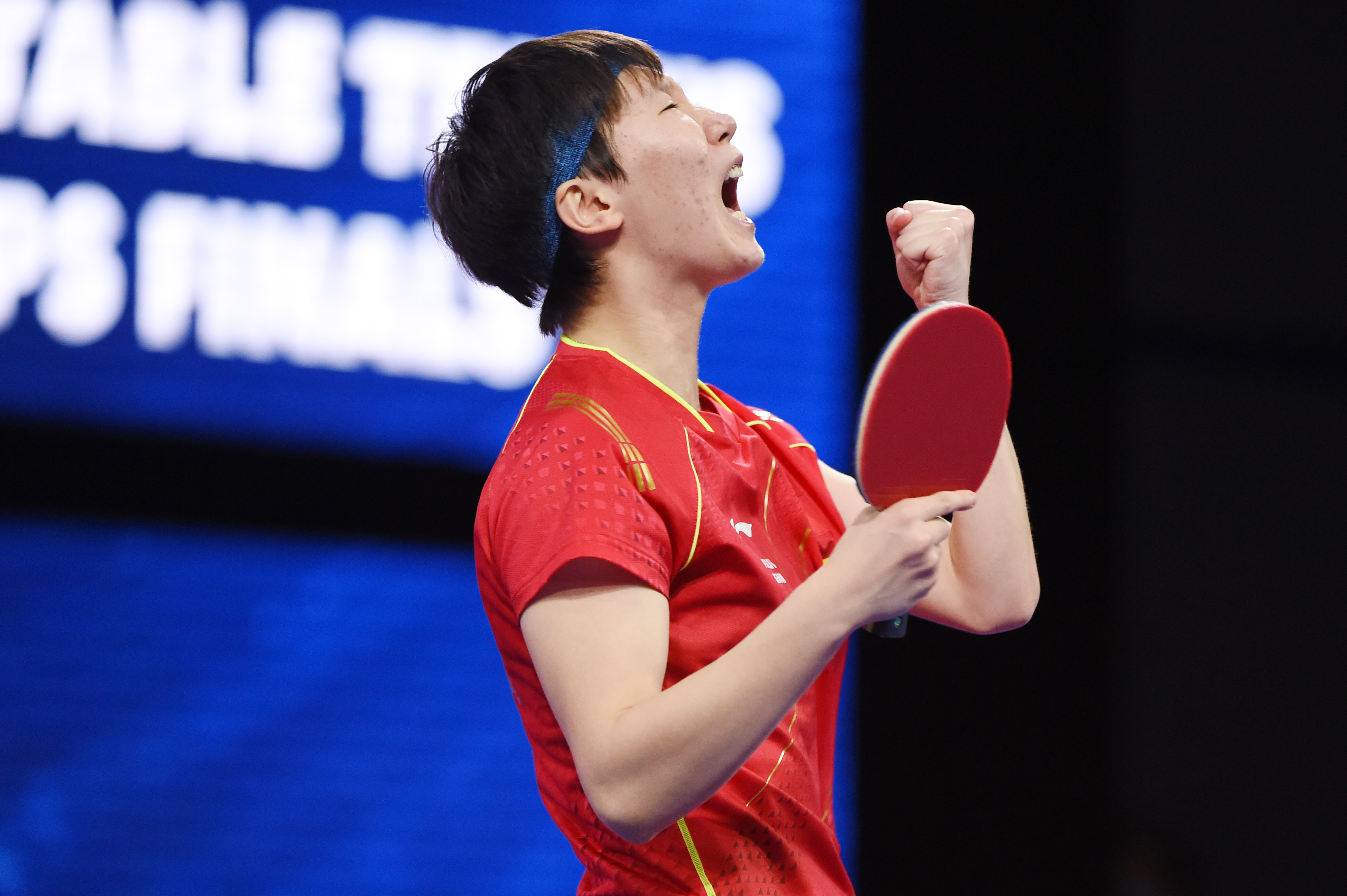 【世乒賽】王曼昱首奪世乒賽女單冠軍，口誤無論是我贏還是莎莎輸