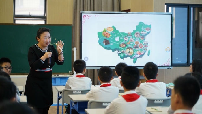 “廣泛踐行社會(huì)主義核心價(jià)值觀”主題班會(huì)教學(xué)巡展（沙溪站）順利舉行