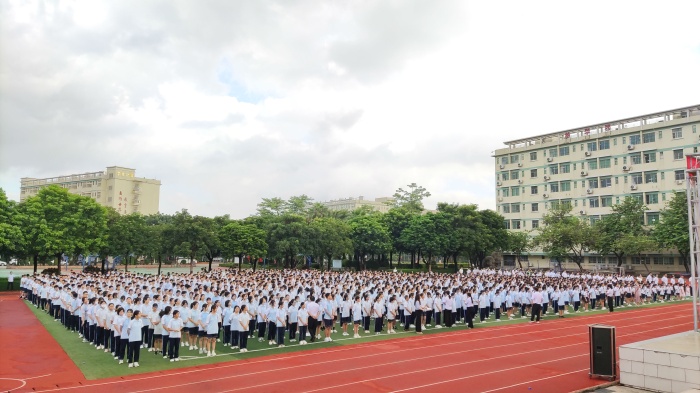 一分耕耘一分收獲 ，不負韶華砥礪前行