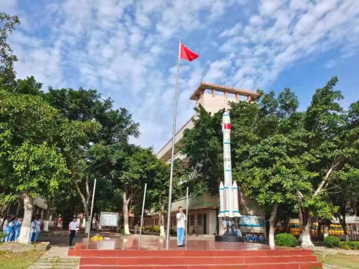 晚舟歸航，為強(qiáng)大的祖國點(diǎn)贊