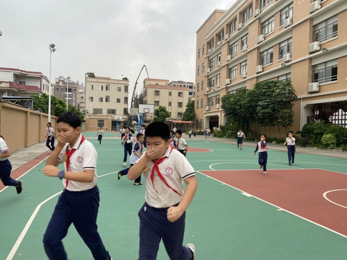 積極開展消防演練，提高消防自救能力