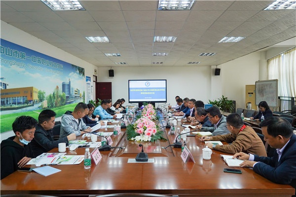 六盤水市水城區(qū)職業(yè)技術學校到中山一職交流工作