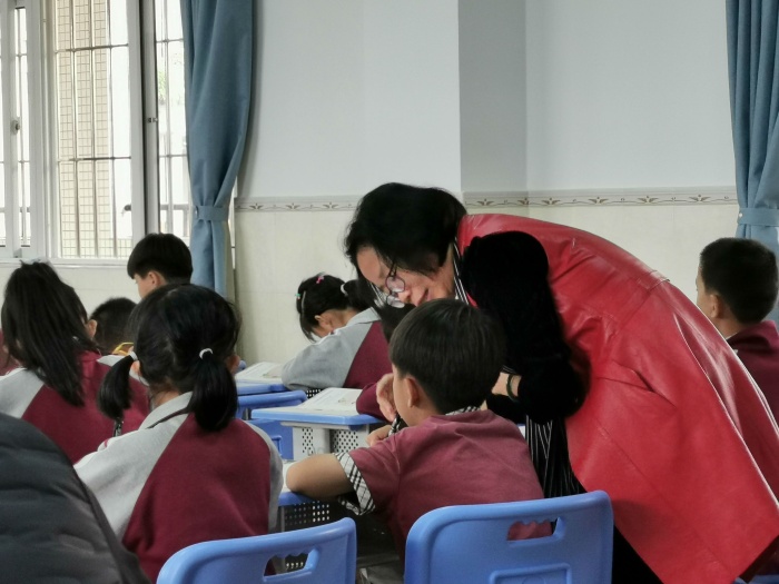 因勢利導(dǎo)，順學(xué)而教