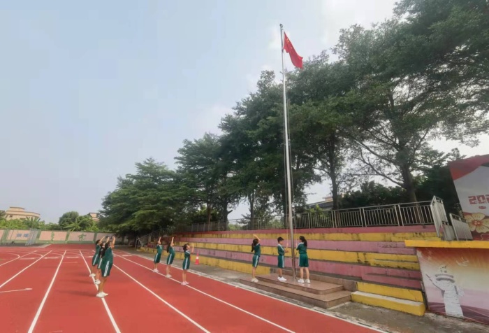 請(qǐng)黨放心，強(qiáng)國有我