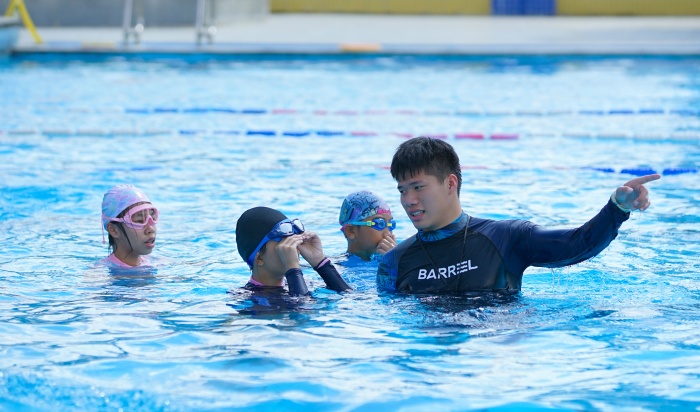 快樂“游”你，“泳”往直前