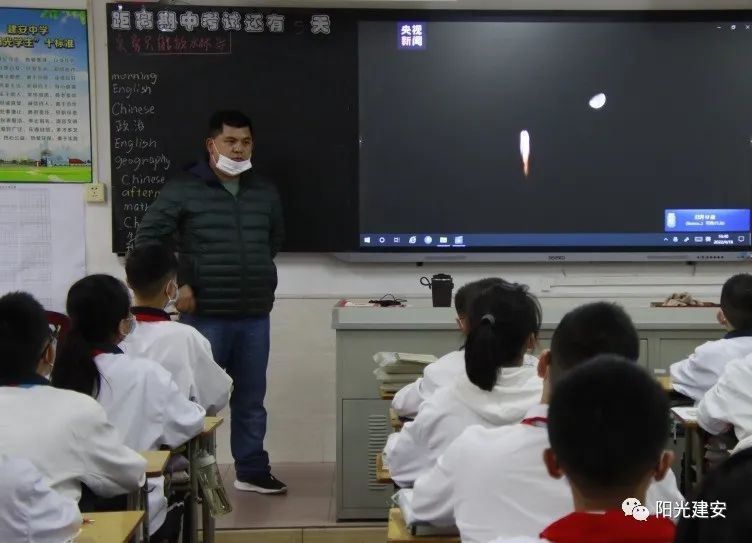 1661354525331054663.jpg 2.jpg