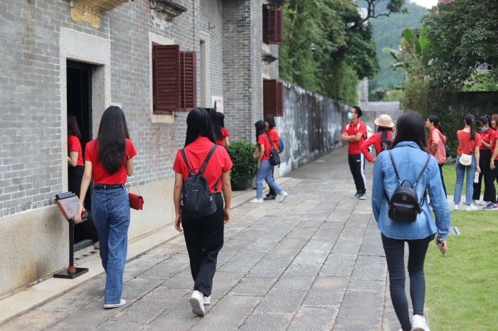 參觀楊殷故居 (2).jpg