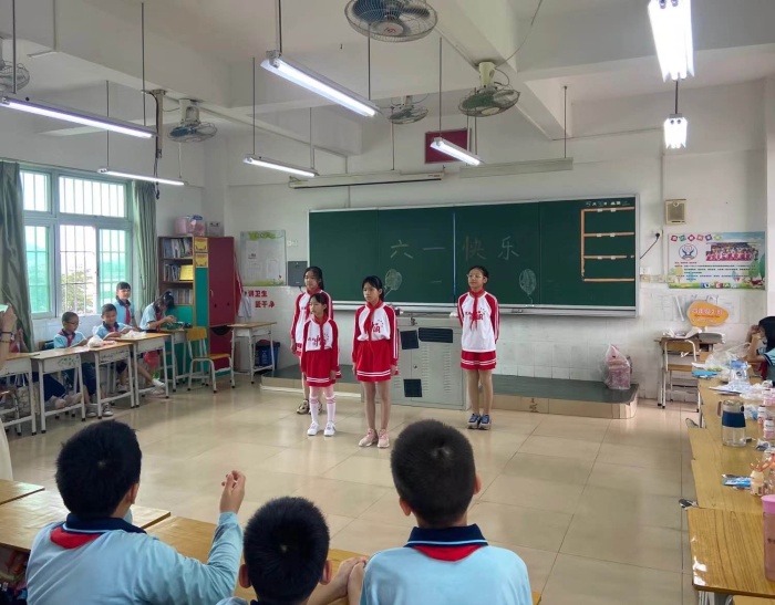坦洲鎮(zhèn)群聯(lián)小學(xué)開展慶六一活動3.jpg