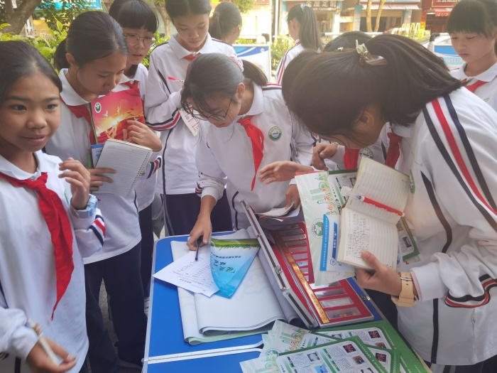 2021年11月11日 港口中學(xué)參加鎮(zhèn)禁毒教育9.jpg