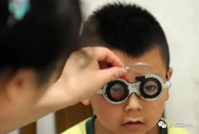中小學生近視率反彈，再次敲響近視防控的警鐘！