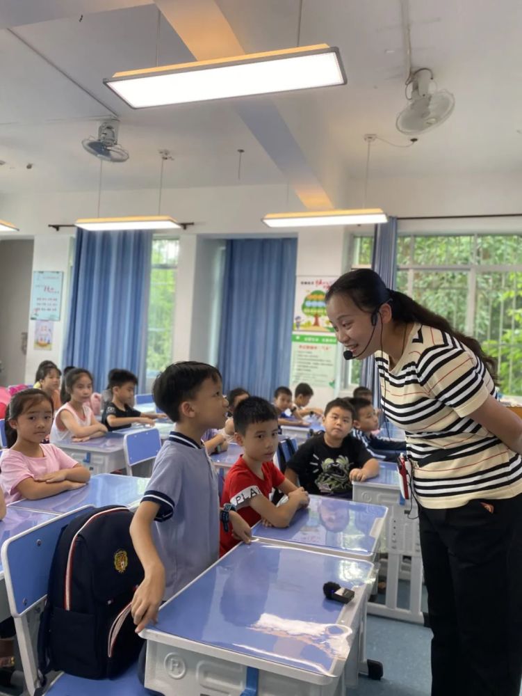 南寧一小學(xué)開設(shè)“本土白話”課程，引發(fā)熱議！