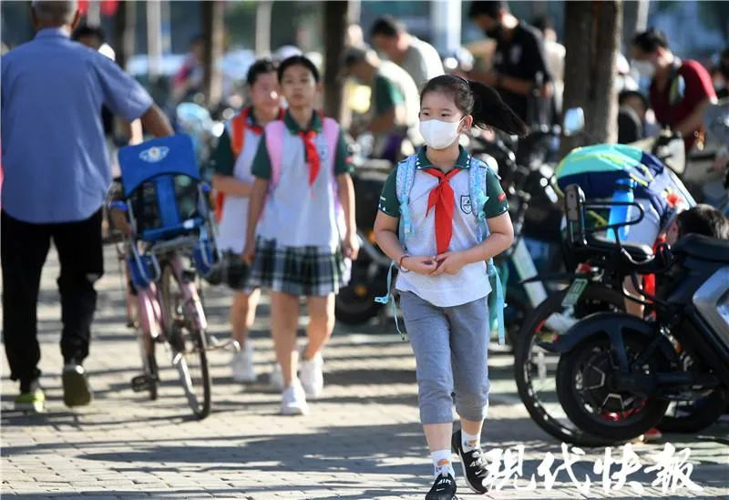 “雙減”落地：課后延時(shí)服務(wù)豐富多彩，七成受訪家長(zhǎng)表示教育焦慮有所緩解