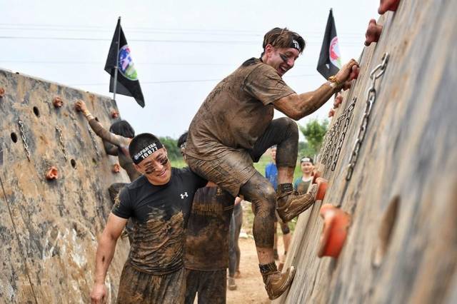 廣東<a href=http://www.taijiali.cn target=_blank class=infotextkey>塑膠跑道</a>維修