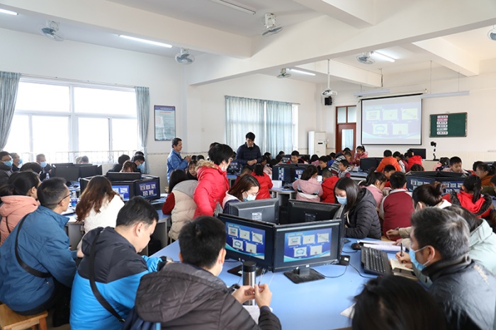 聯(lián)袂科創(chuàng) 攜手成長(zhǎng)