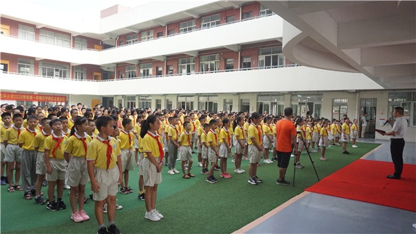 學文明禮儀 做文明學生