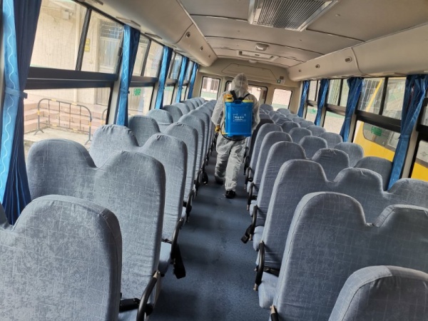 神灣神舟學(xué)校2020年春季學(xué)期開學(xué)防控應(yīng)急演練 (8).JPG