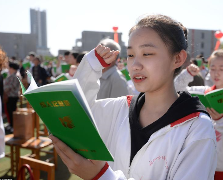2022年高考迎來(lái)大變化，一二三本或?qū)⒉粡?fù)存在，考生不知是喜是憂