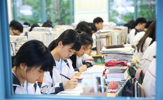 高考成績(jī)超過(guò)600分，讀?？凭?，正常嗎？