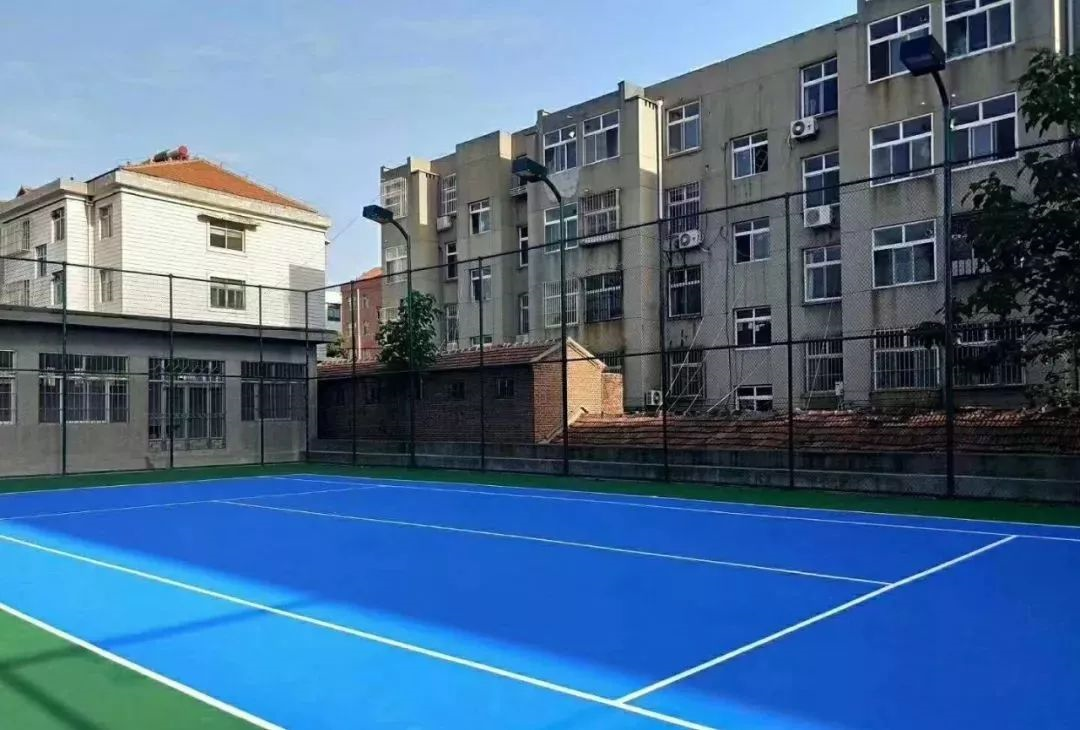 <a href=http://www.taijiali.cn target=_blank class=infotextkey>丙烯酸</a>球場運動地面