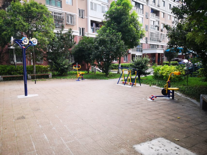 虹梅景苑二街坊健身點