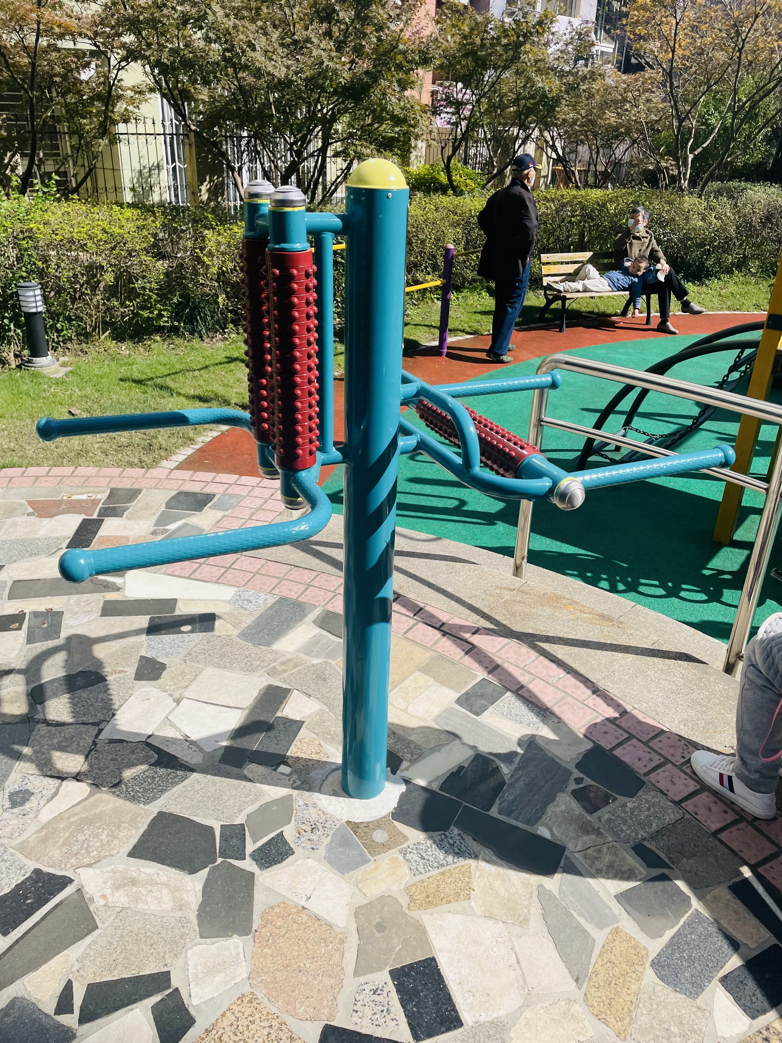 互動式腰背按摩器