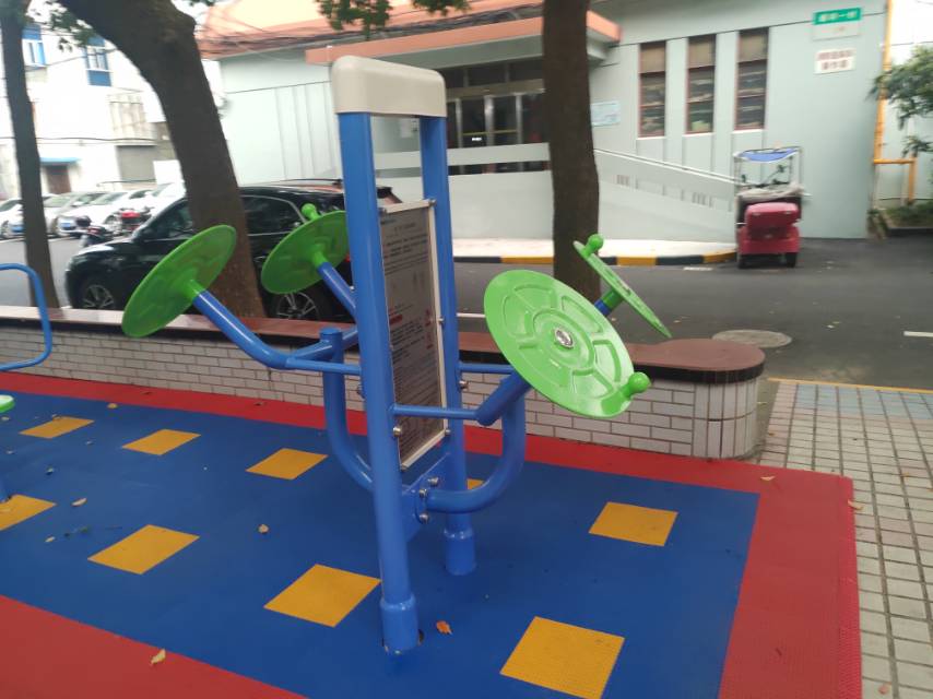 雙立柱太極揉推器 雙立柱太極揉推器