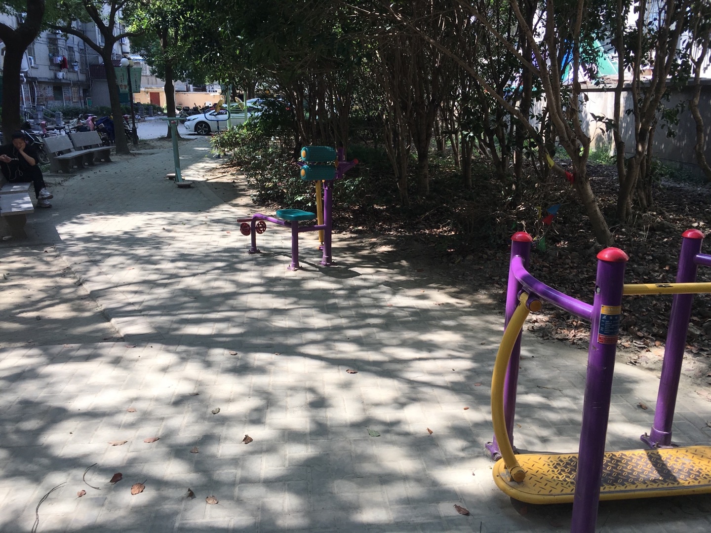 南聯(lián)小區(qū)健身點