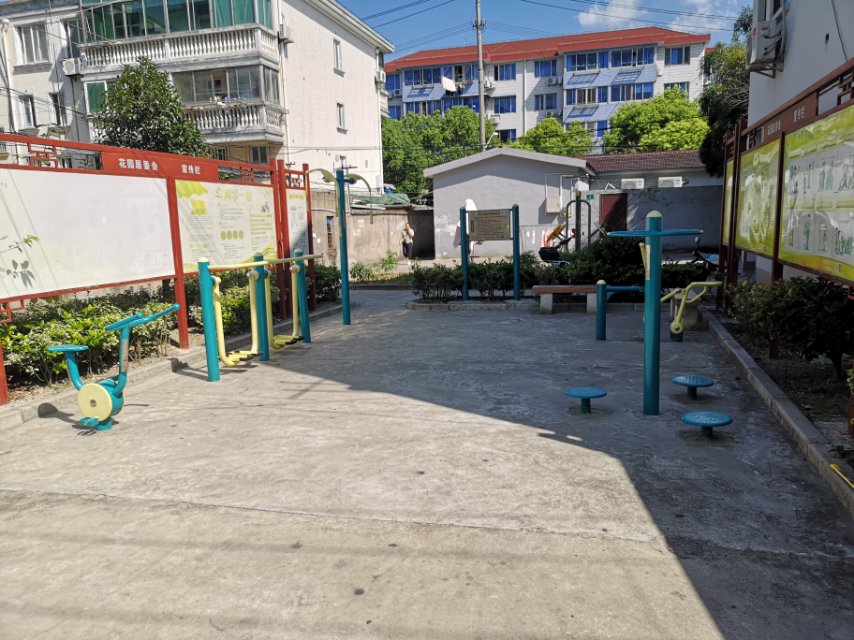 華強(qiáng)益智健身點(diǎn)