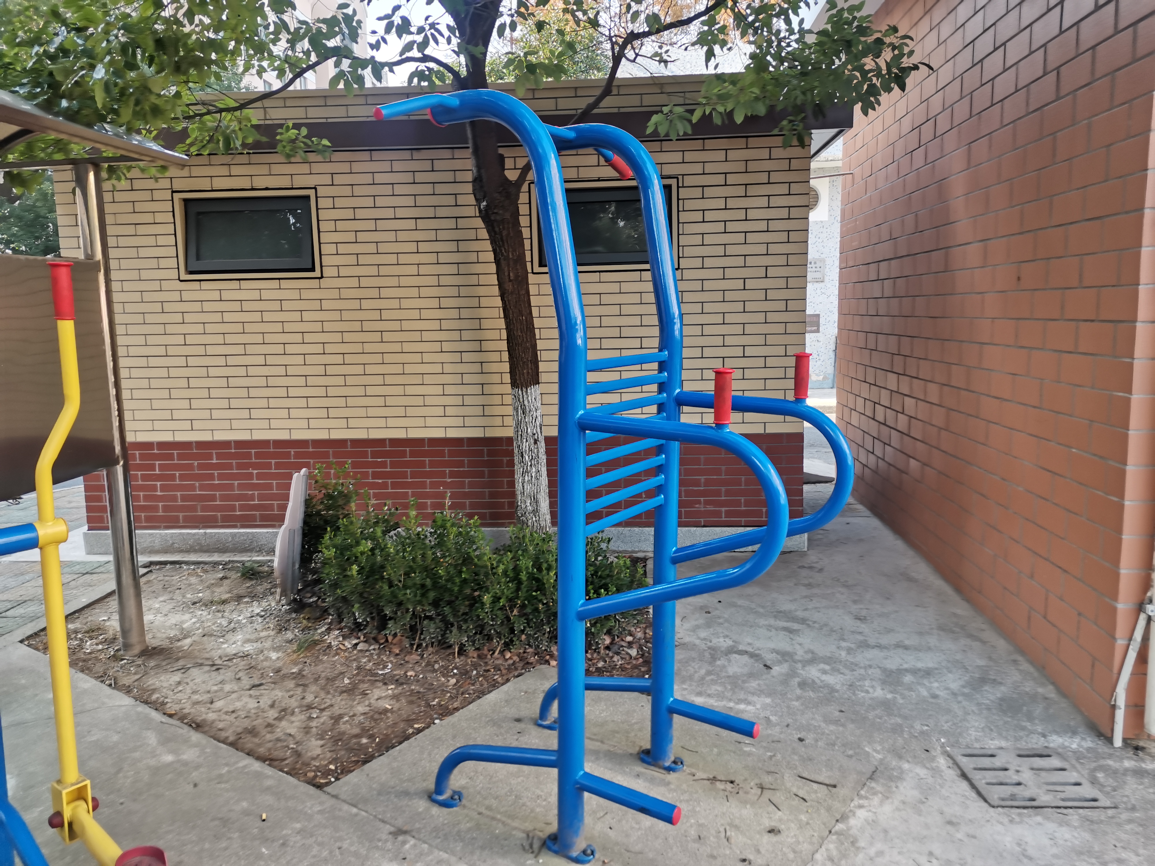 多功能訓(xùn)練器 多功能訓(xùn)練器