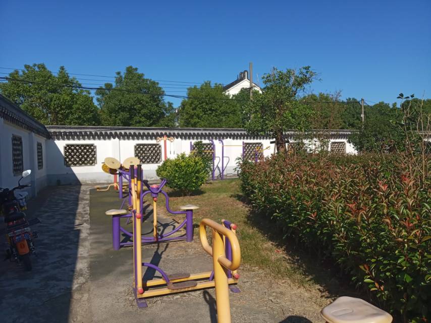 勇敢村益智健身點